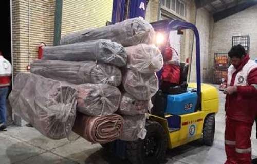 ارسال 4 هزار تخته موکت به مناطق زلزله‌زده هرمزگان